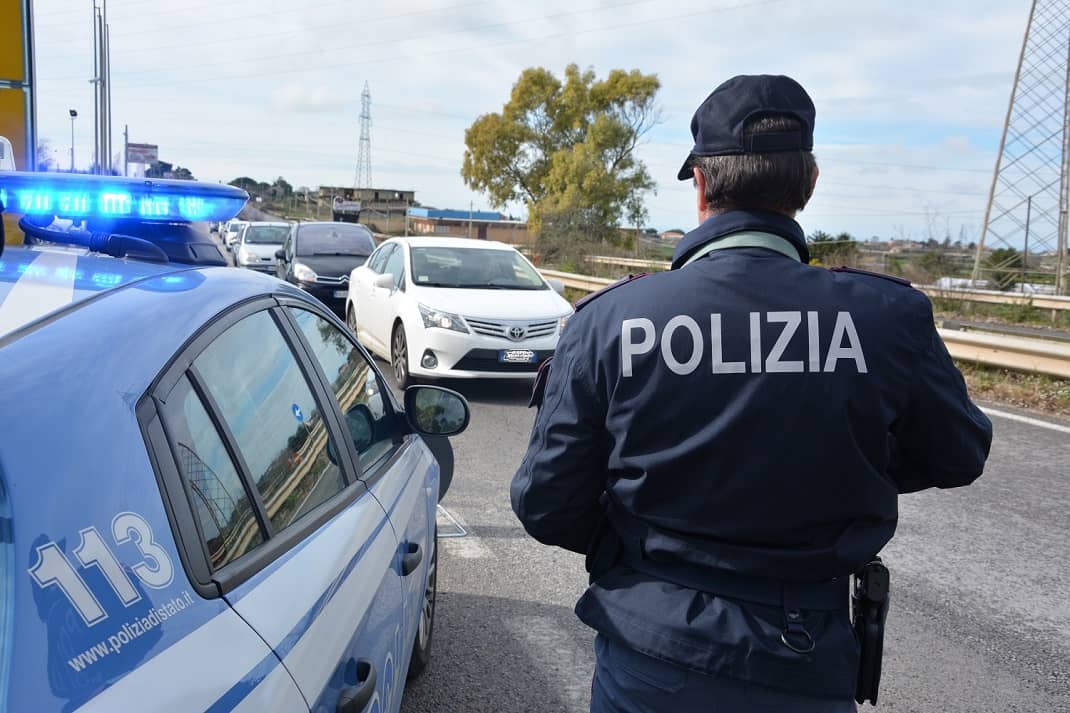 PACHINO. LA POLIZIA DI STATO ESEGUE LA MISURA DEGLI ARRESTI DOMICILIARI A  CARICO DI UN UOMO - onlinesiracusa.it